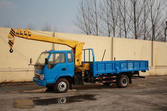 點(diǎn)擊查看詳細(xì)信息<br>標(biāo)題：國(guó)四5噸隨車吊 閱讀次數(shù)：3137
