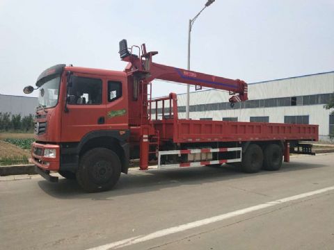 點擊查看詳細信息<br>標題：12噸東風隨車吊 閱讀次數：1687