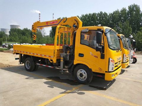 點擊查看詳細信息<br>標題：4噸唐駿隨車吊 閱讀次數：1810