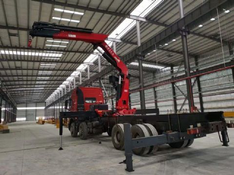 點擊查看詳細信息<br>標題：15噸折臂吊 閱讀次數：2435