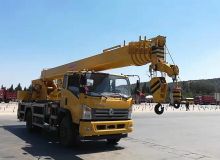 18噸汽車吊 閱讀次數(shù)：2757